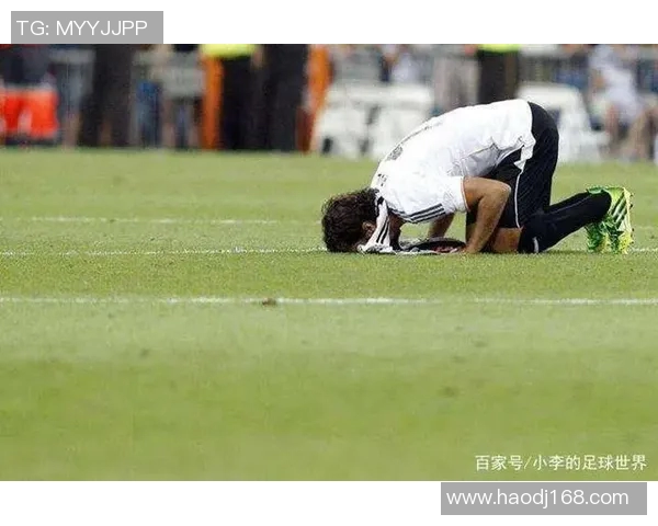 足球明星退役时的感人瞬间是否让他们泪流满面揭秘背后的情感故事 足球明星退役时的感人瞬间是否让他们泪流满面揭秘背后的情感故事